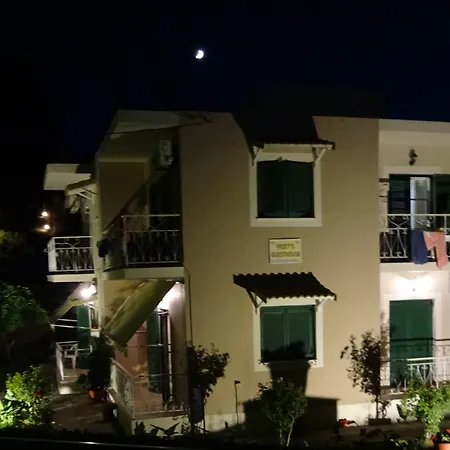 Vicky's Διαμέρισμα Κάβος